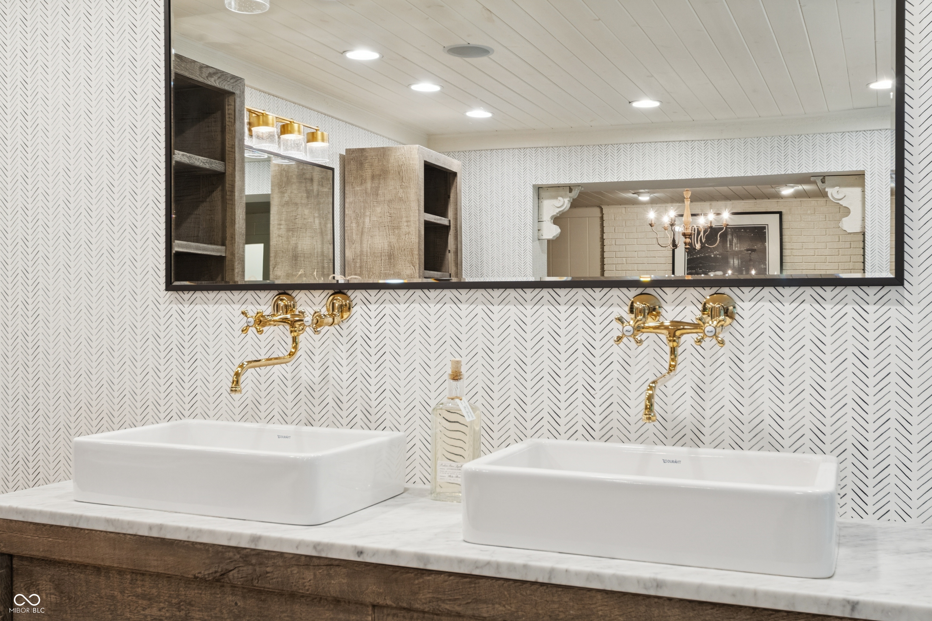 1805 Wood Valley Drive