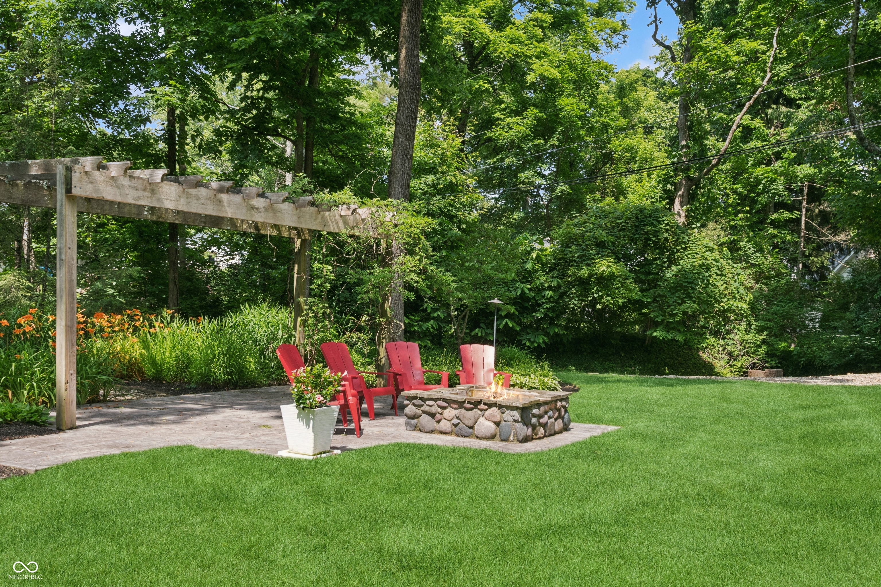 1805 Wood Valley Drive