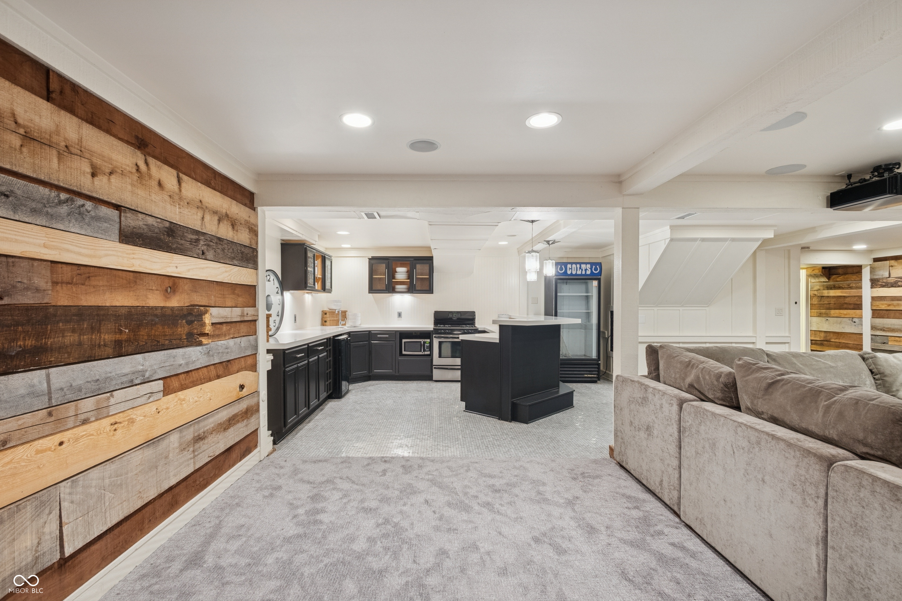 1805 Wood Valley Drive