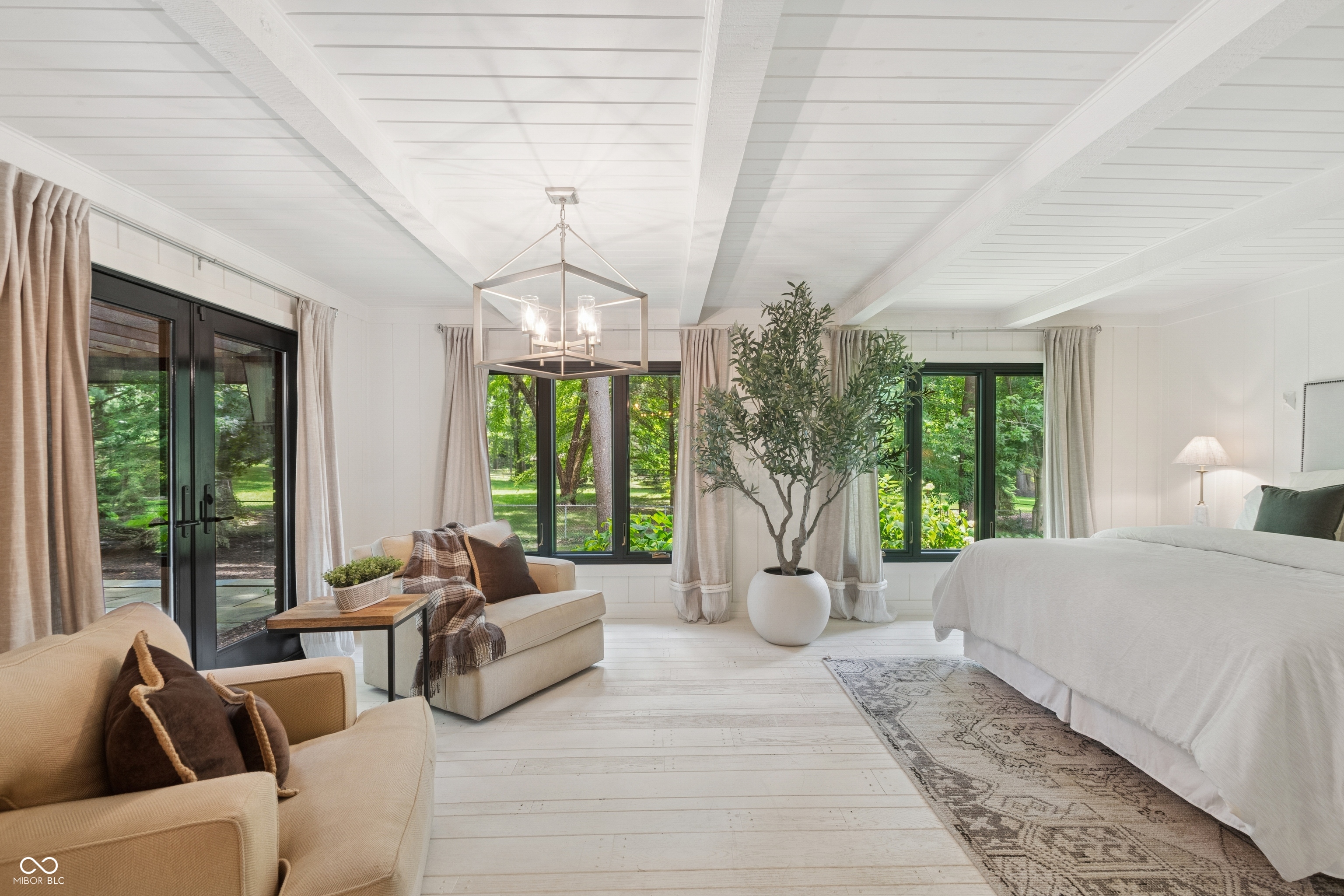 1805 Wood Valley Drive