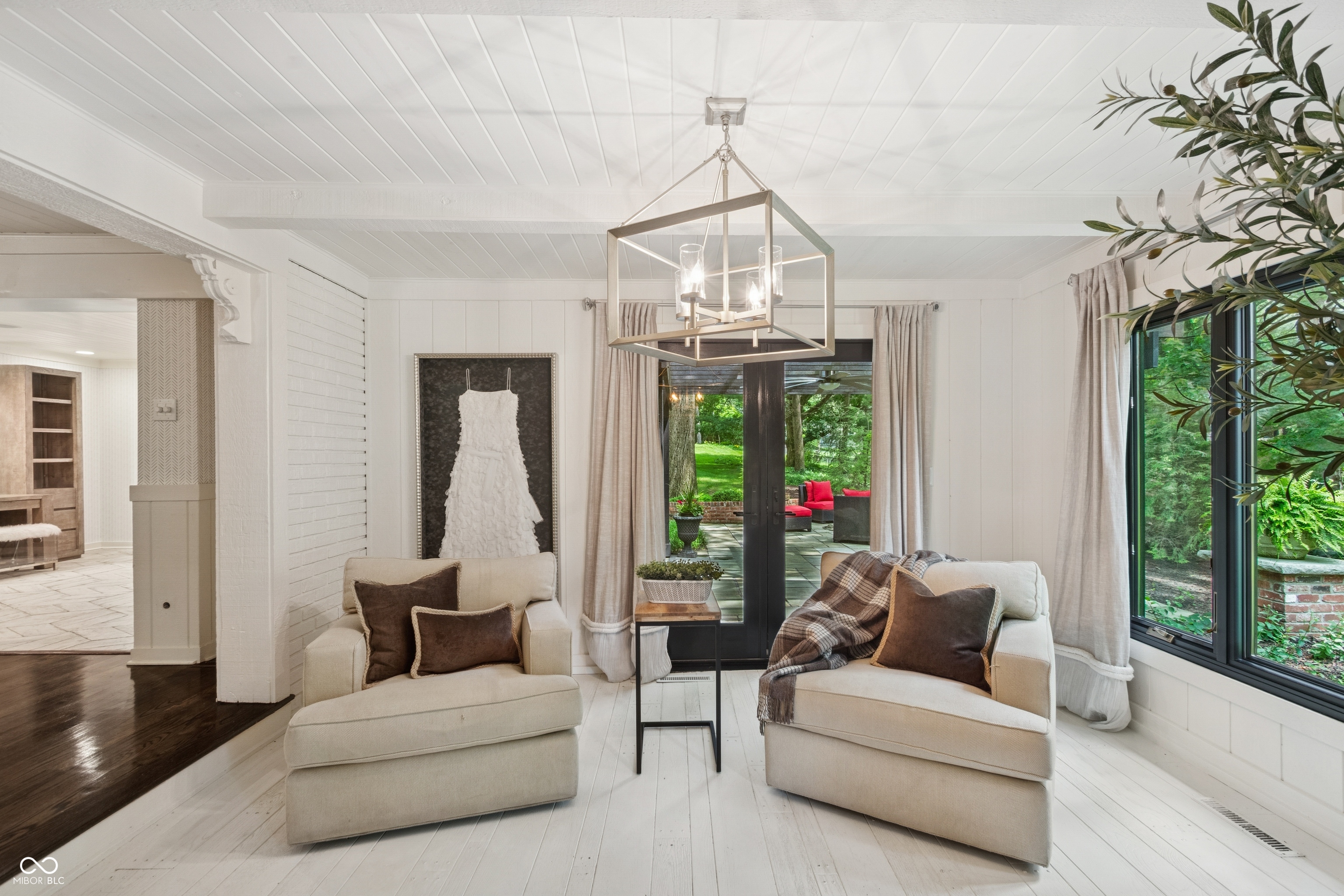 1805 Wood Valley Drive