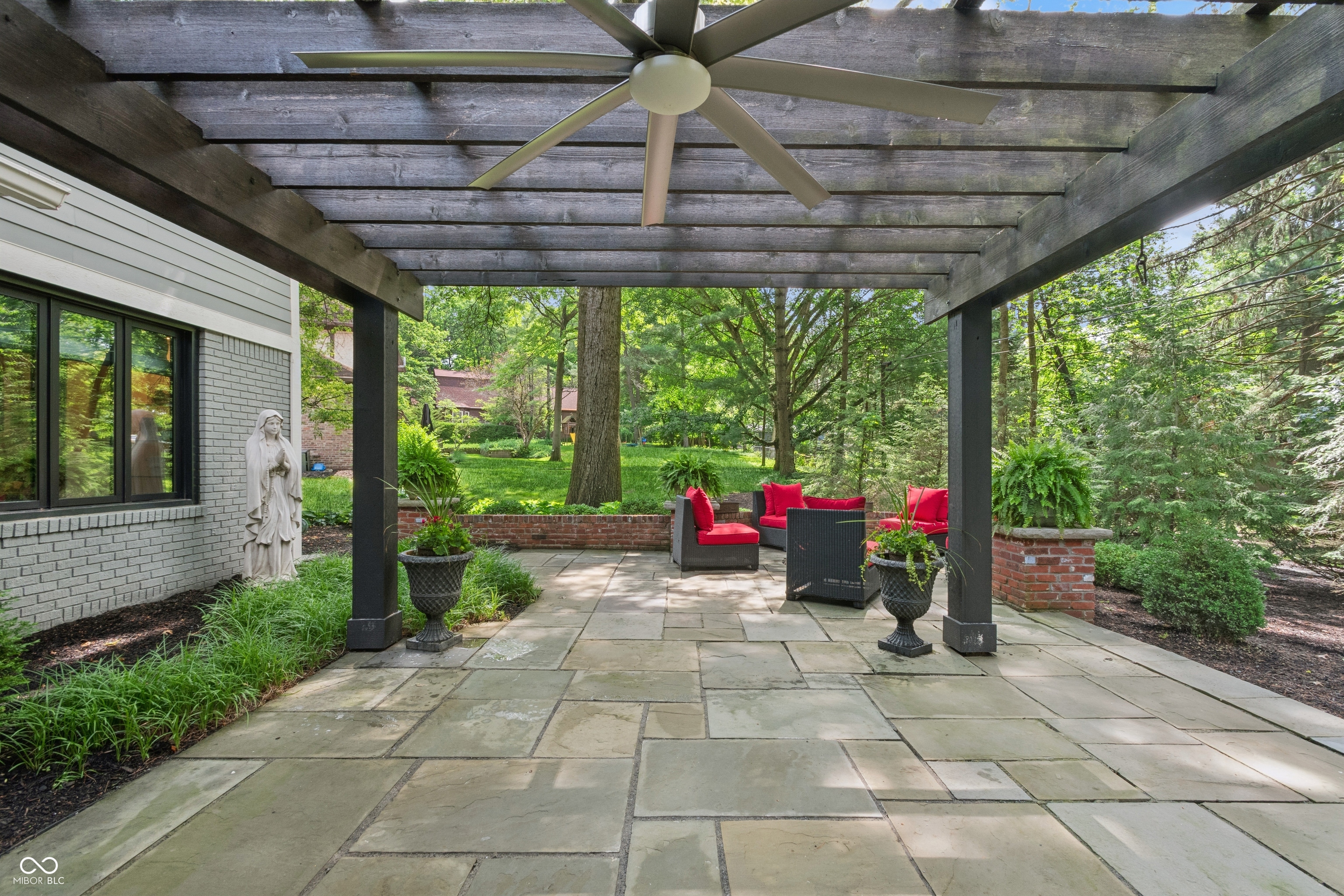 1805 Wood Valley Drive