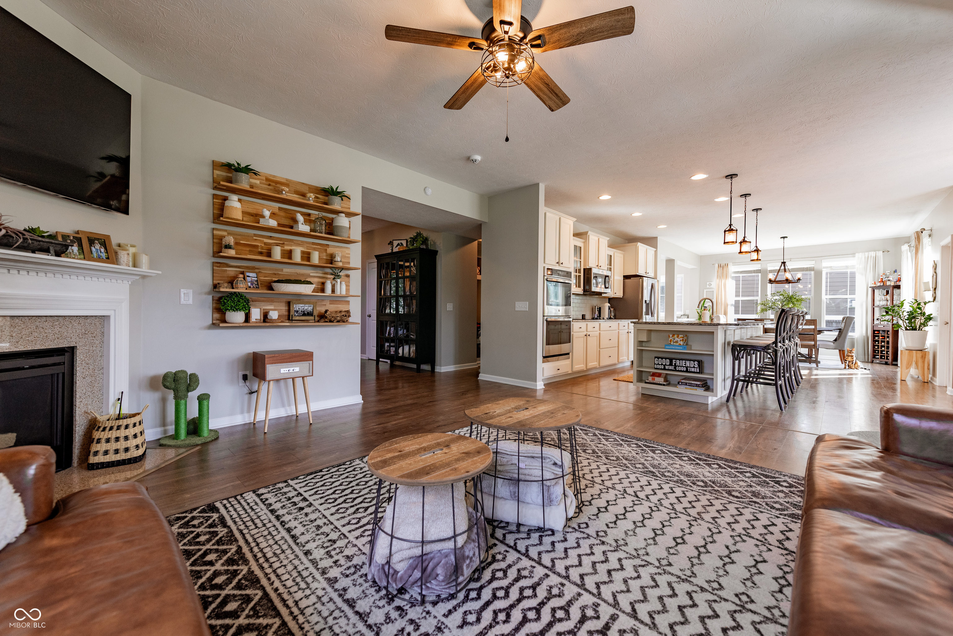 14942 W Black Wolf Run Drive