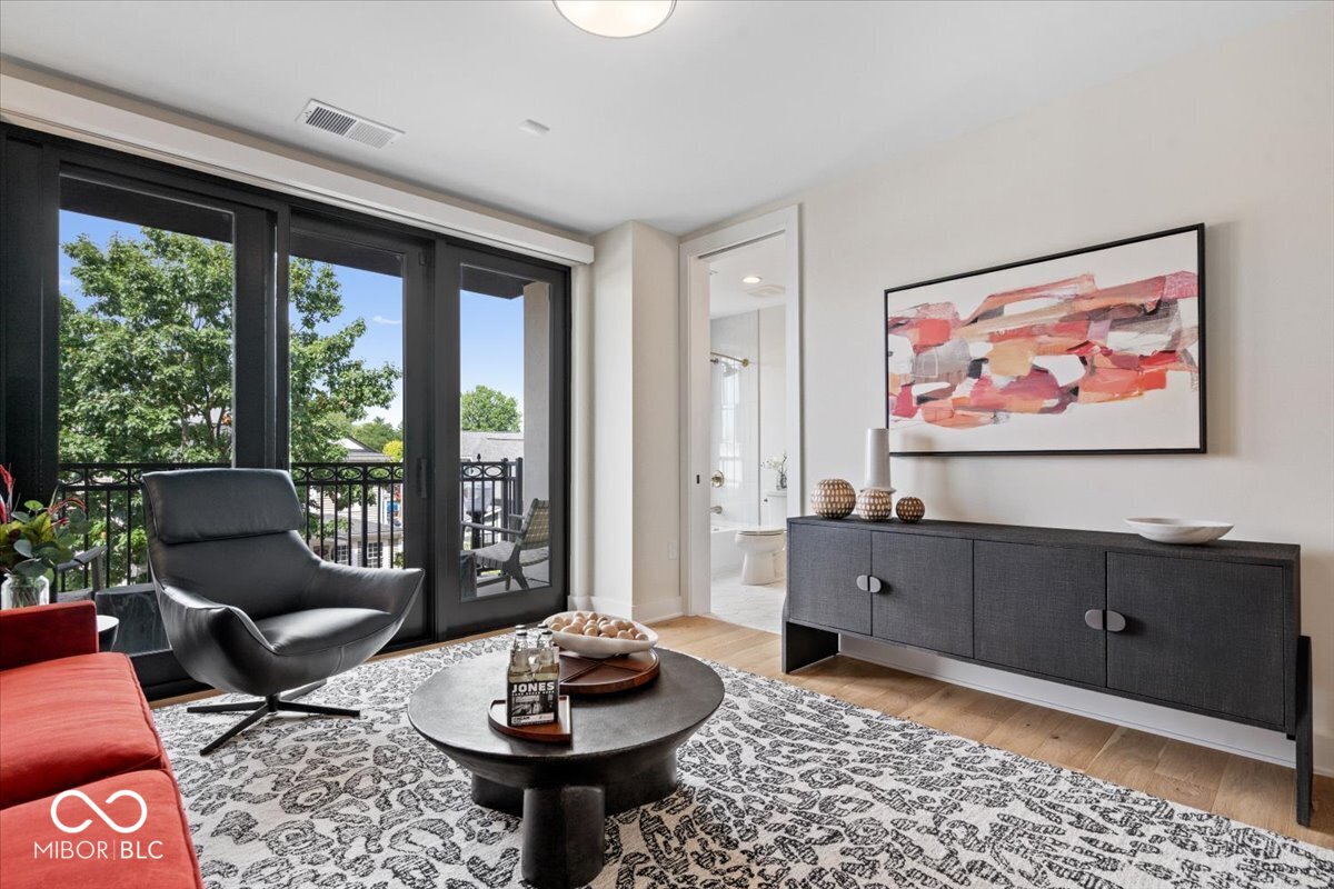 41 N Rangeline Road