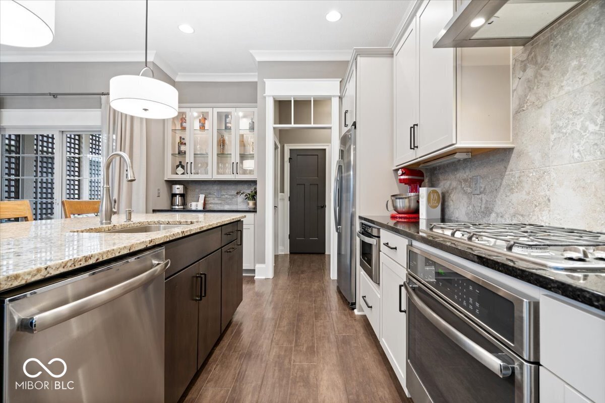 9858 Morningstar Lane