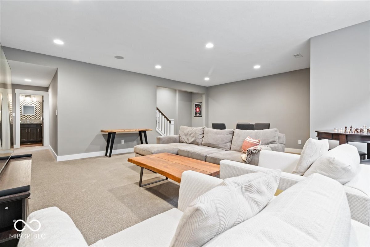 9858 Morningstar Lane