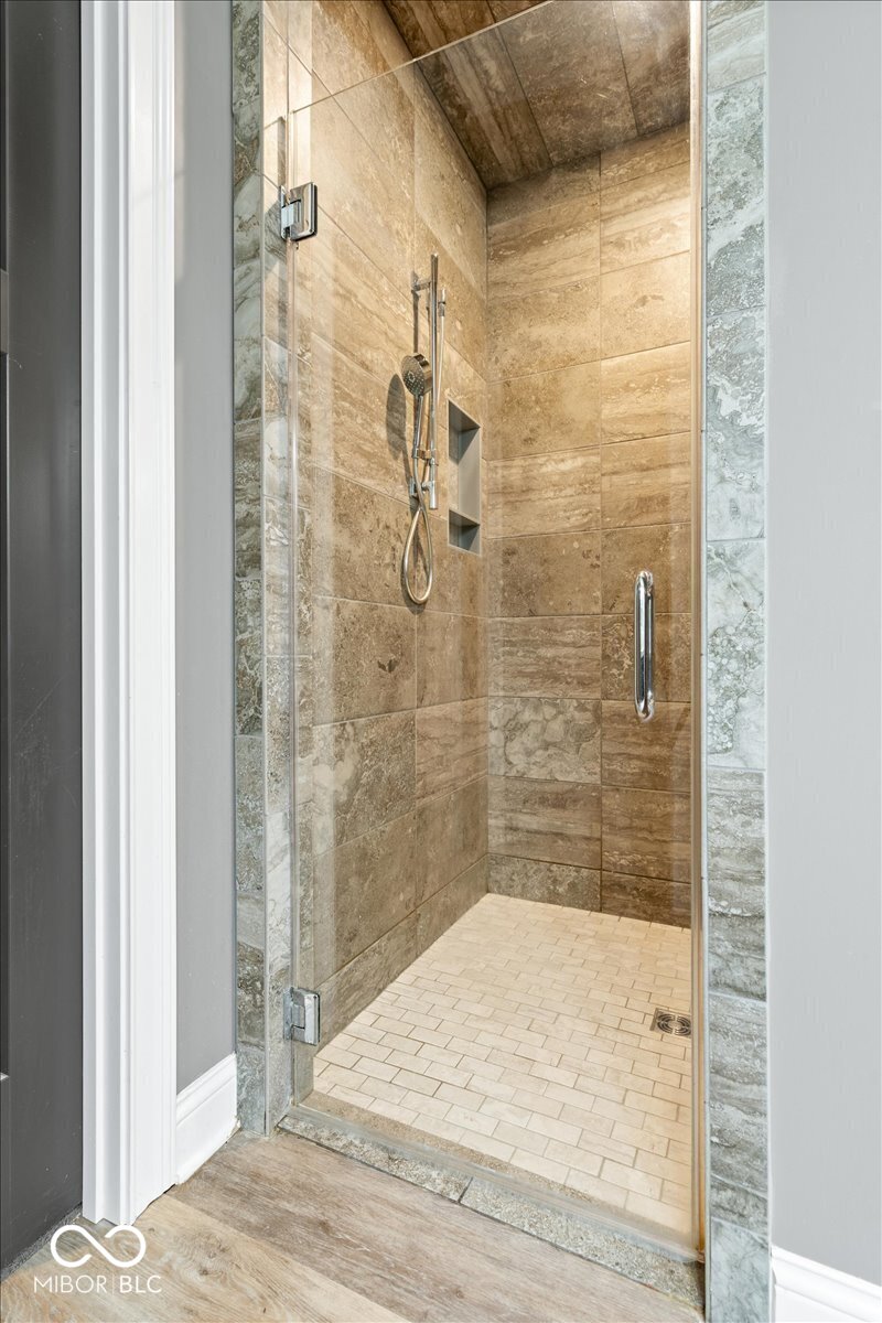 9858 Morningstar Lane