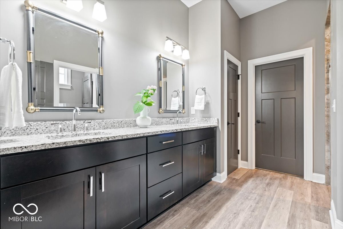 9858 Morningstar Lane