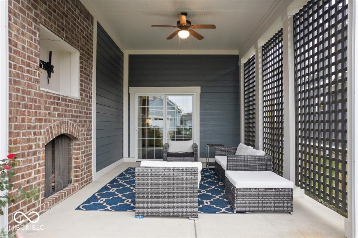 9858 Morningstar Lane