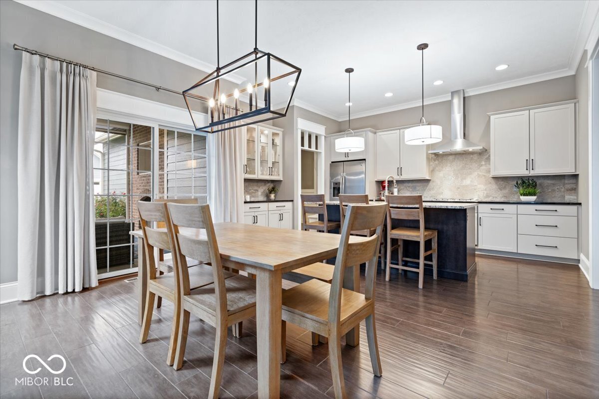 9858 Morningstar Lane