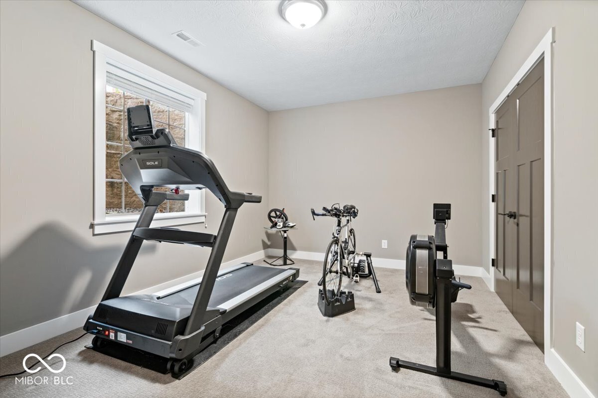 9858 Morningstar Lane