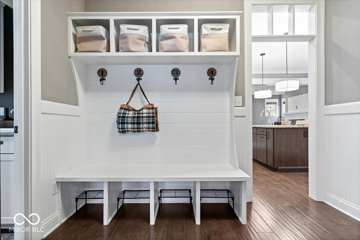 9858 Morningstar Lane