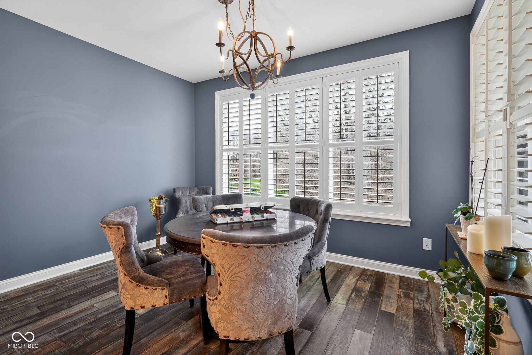 692 Greenford Trail N