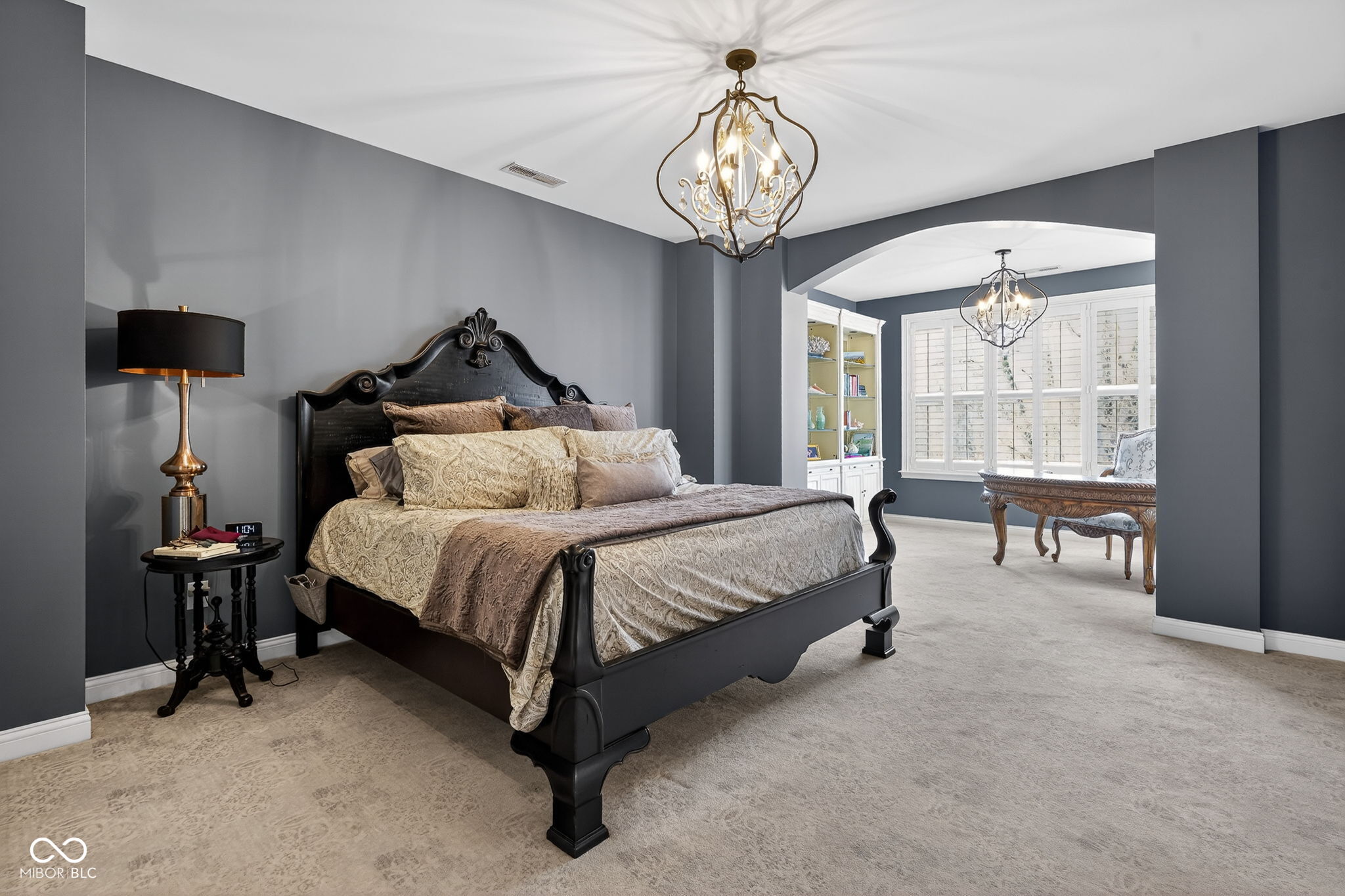 692 Greenford Trail N