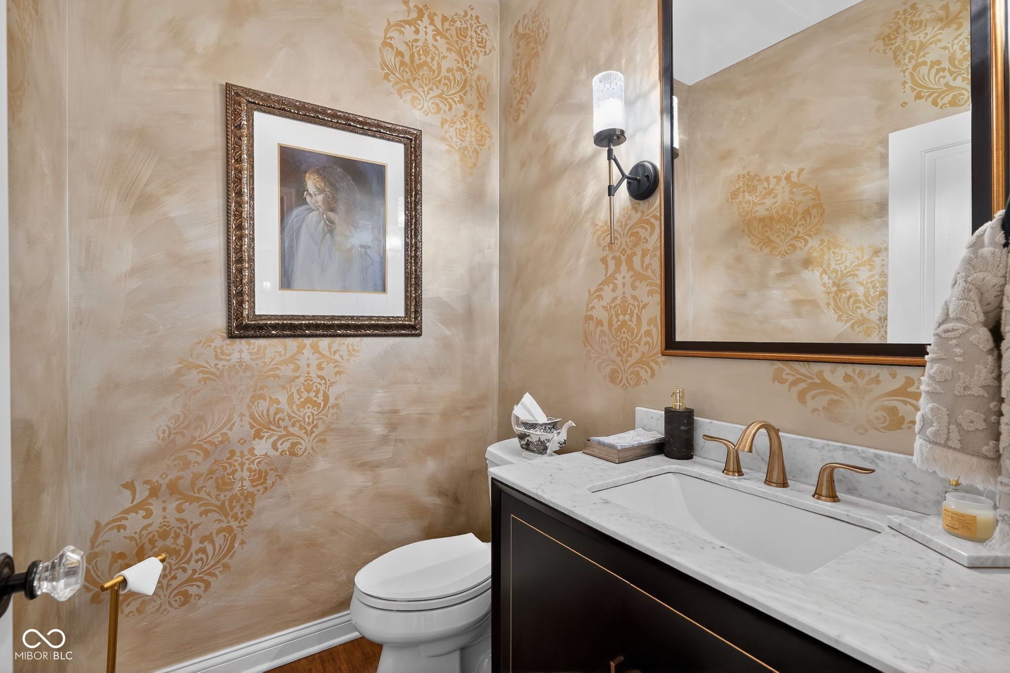 692 Greenford Trail N