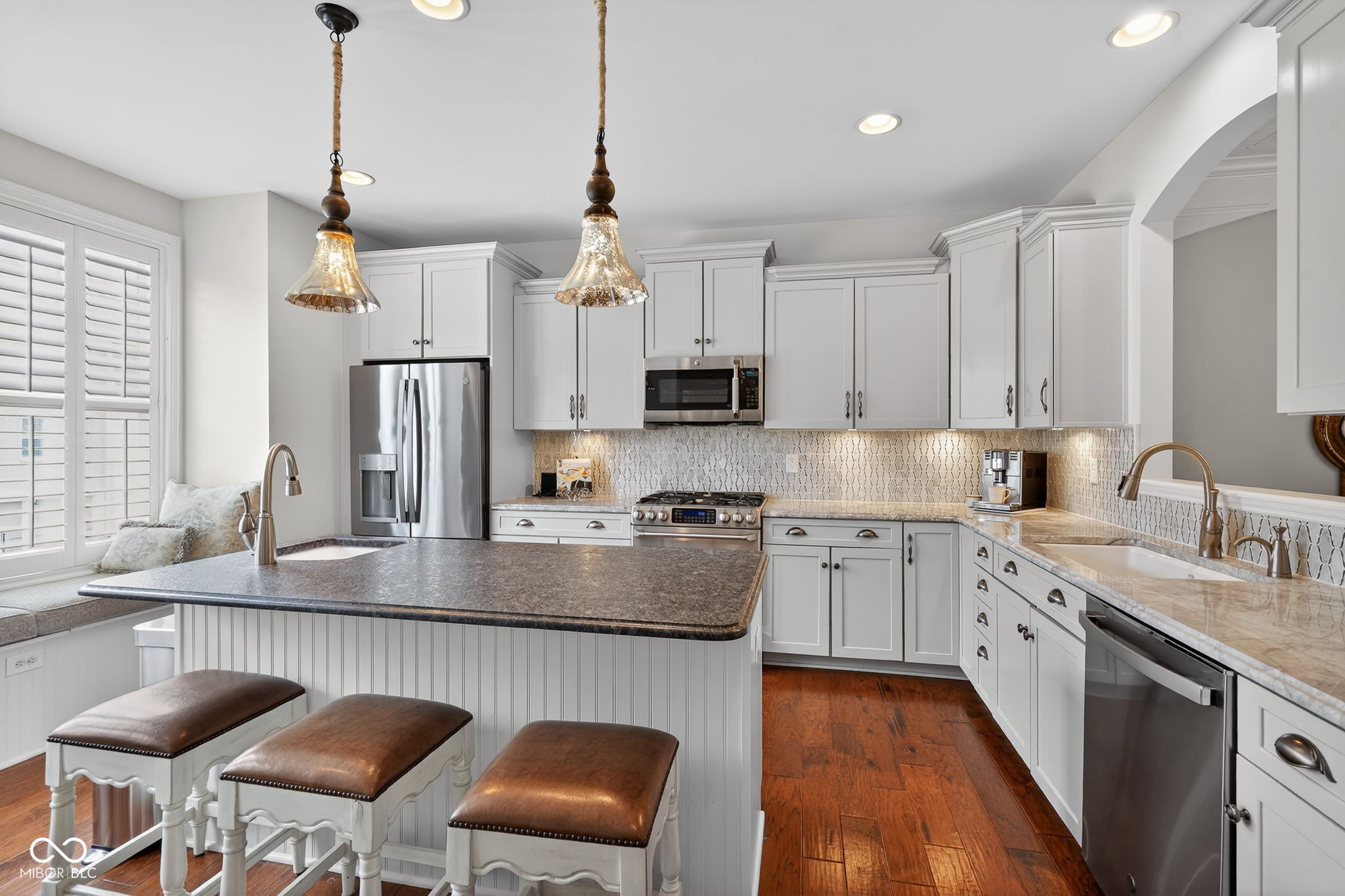 692 Greenford Trail N