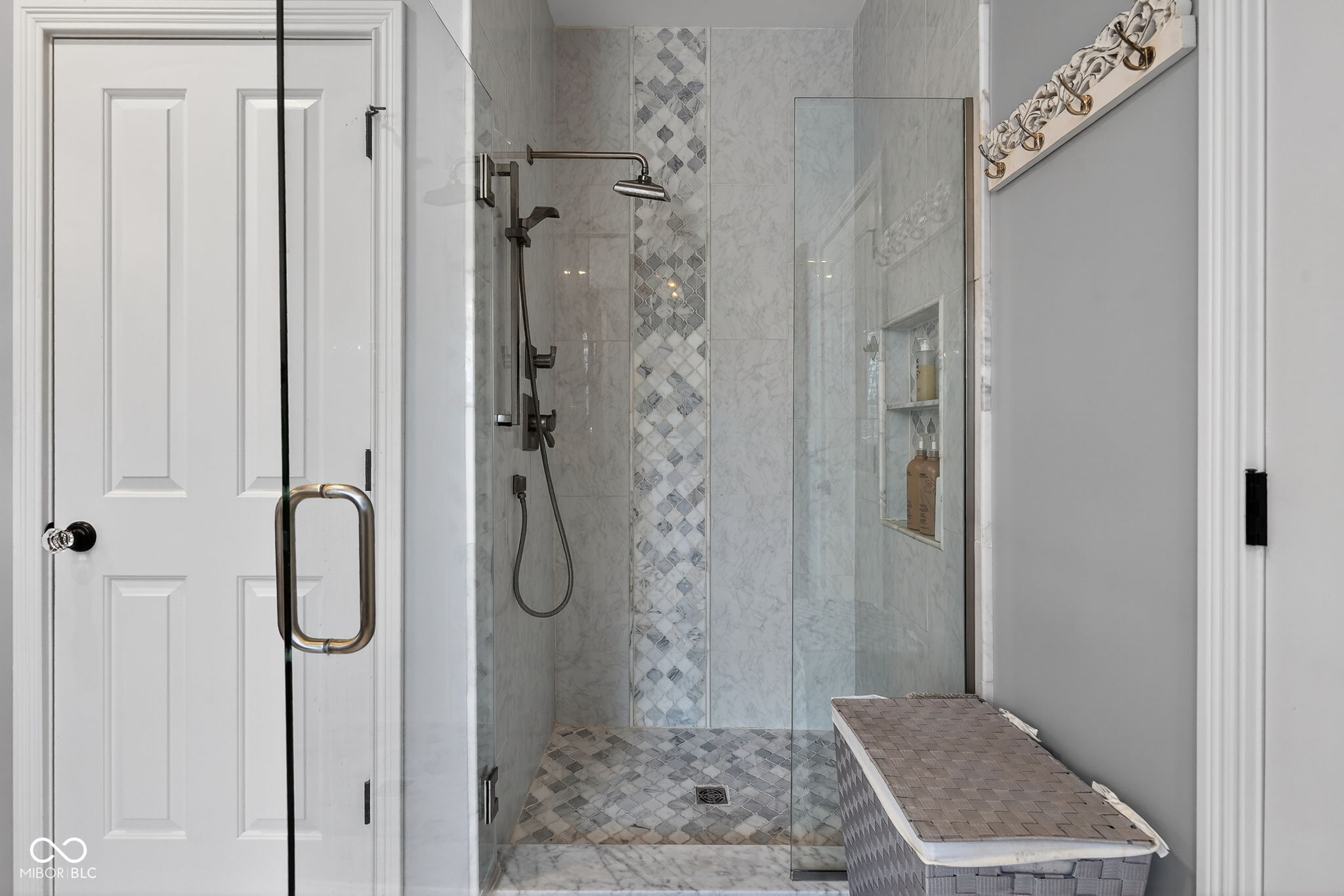 692 Greenford Trail N