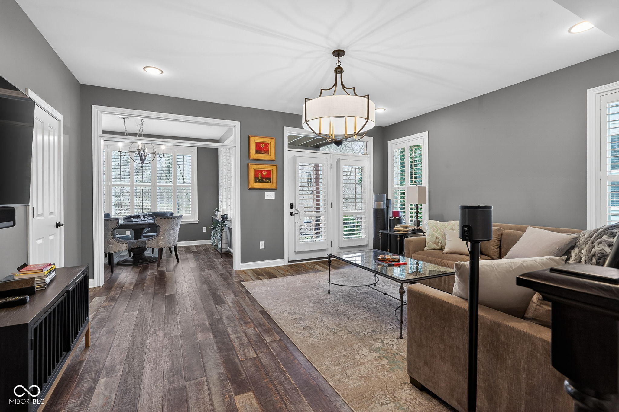 692 Greenford Trail N