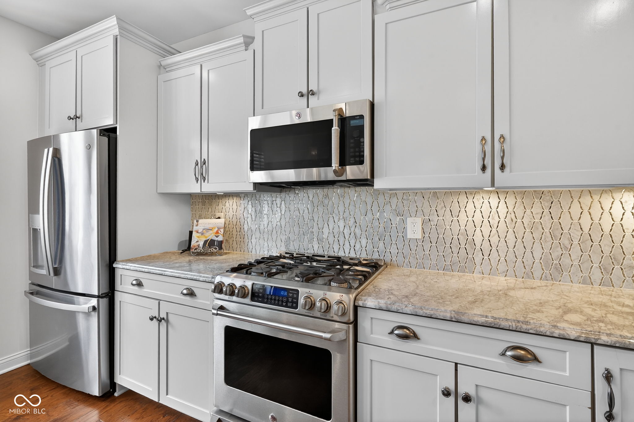 692 Greenford Trail N