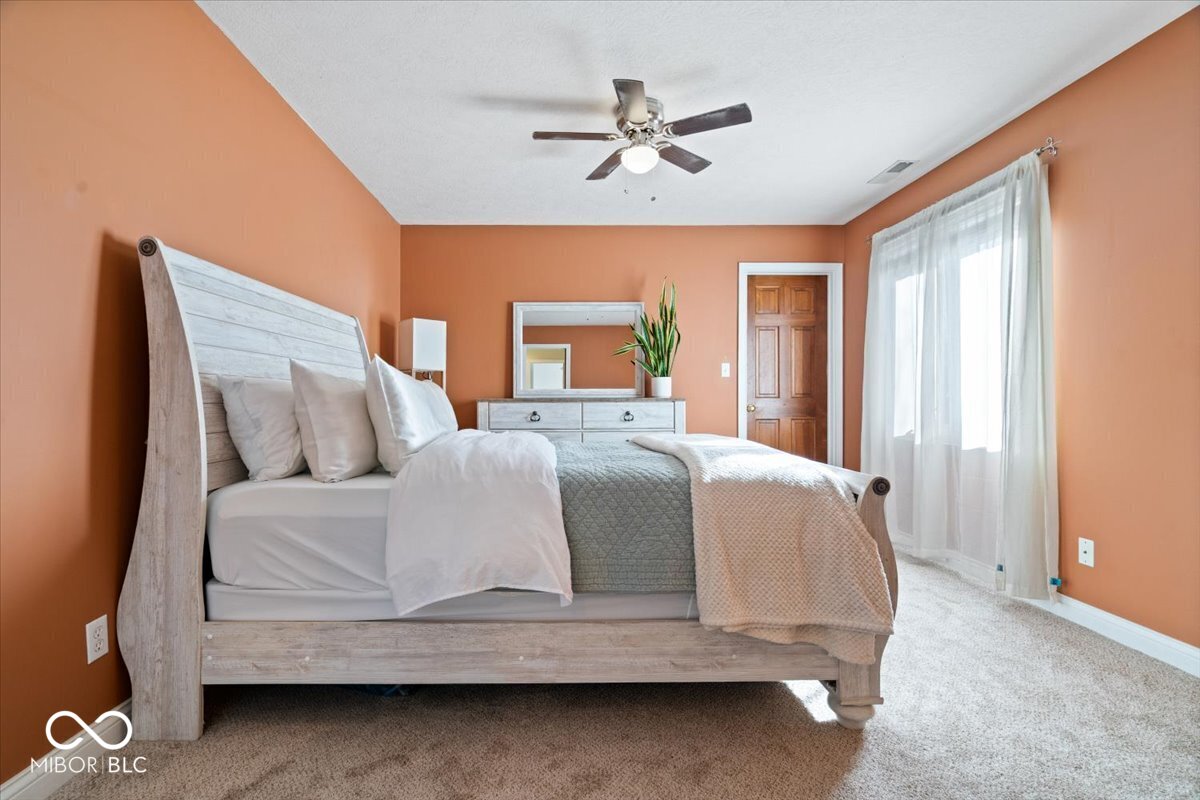 3255 Smokey Ridge Way