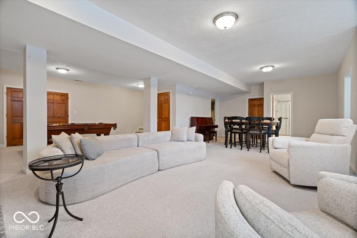 3255 Smokey Ridge Way