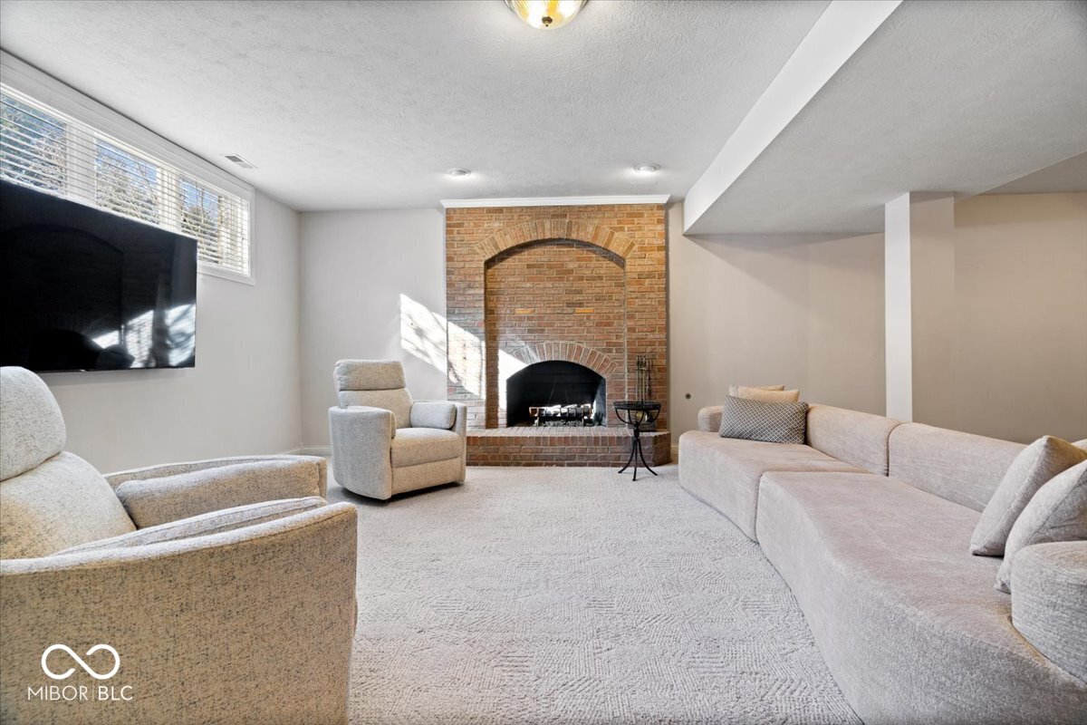 3255 Smokey Ridge Way