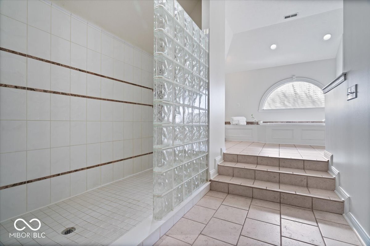 3255 Smokey Ridge Way