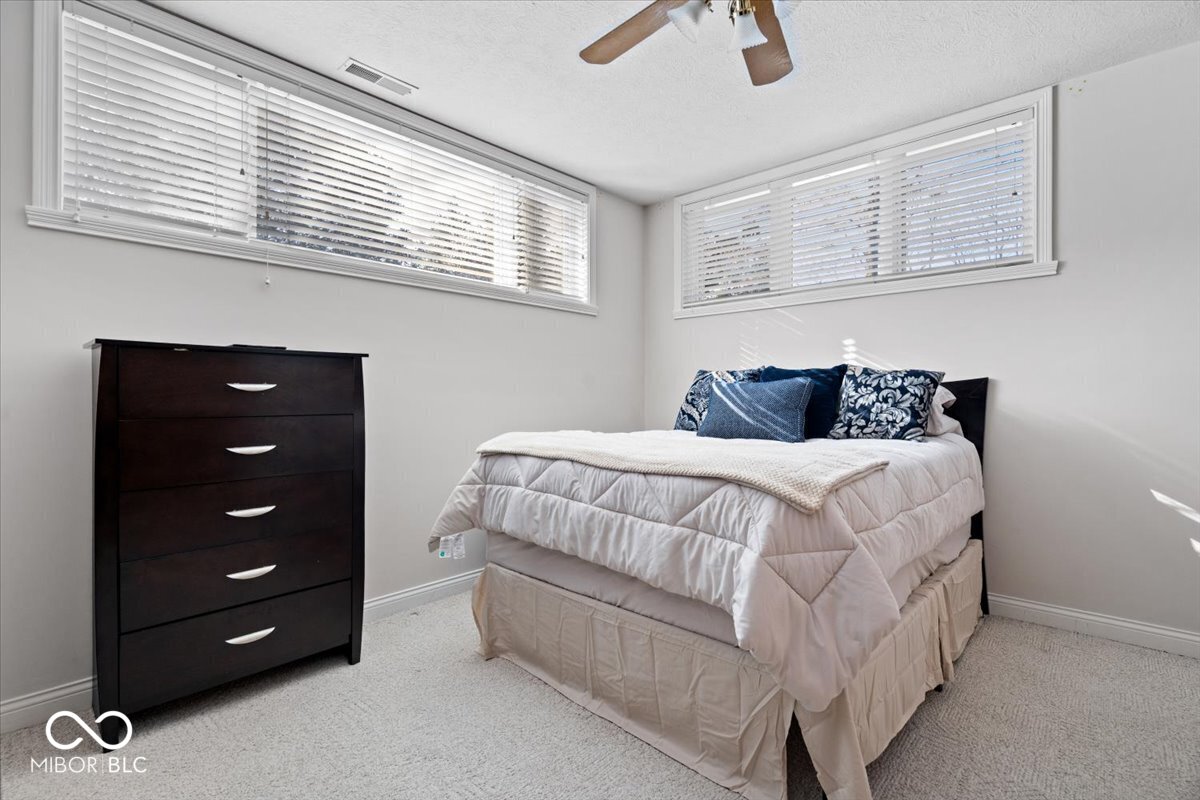 3255 Smokey Ridge Way