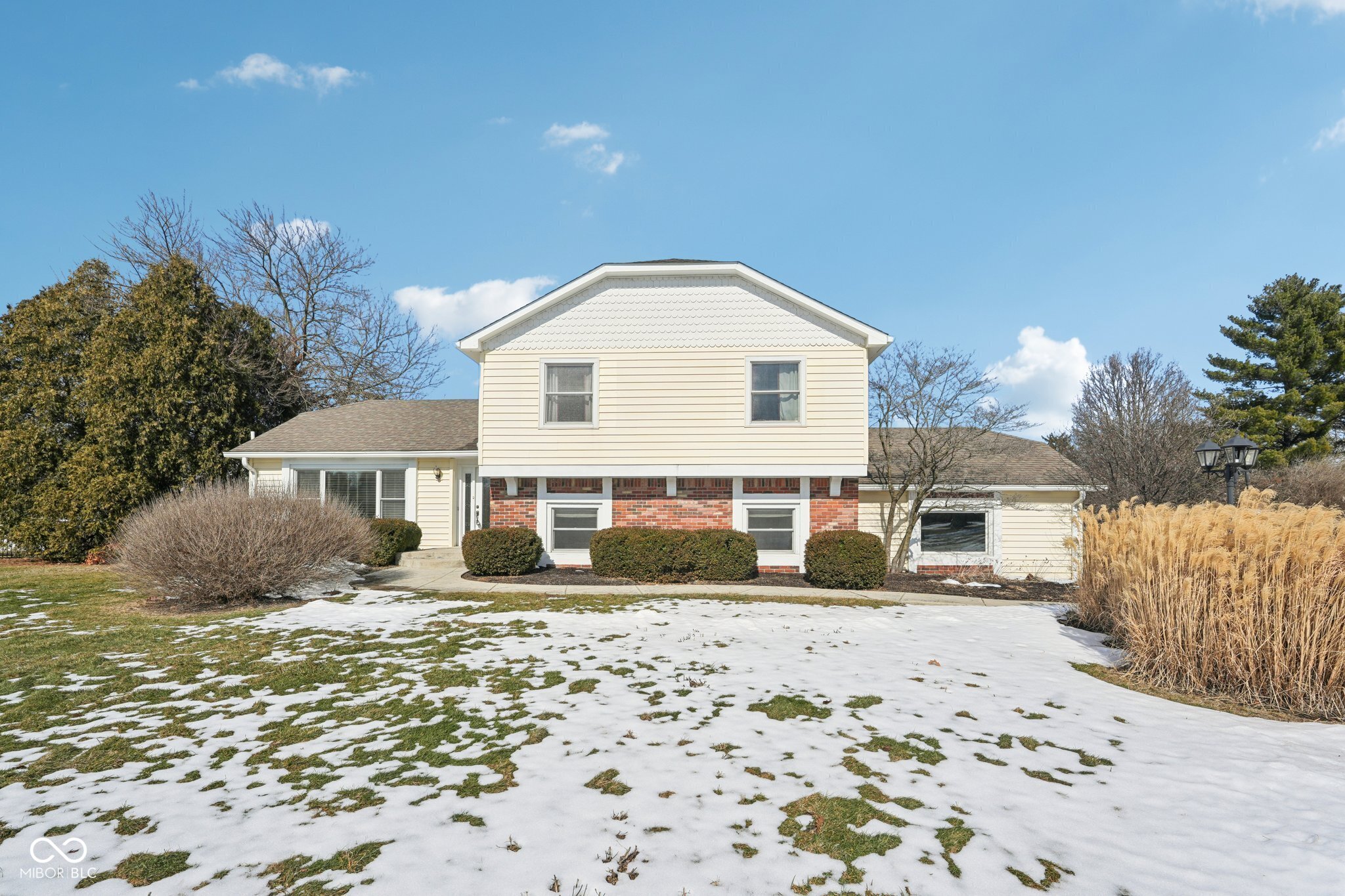6 Greyhound Circle
