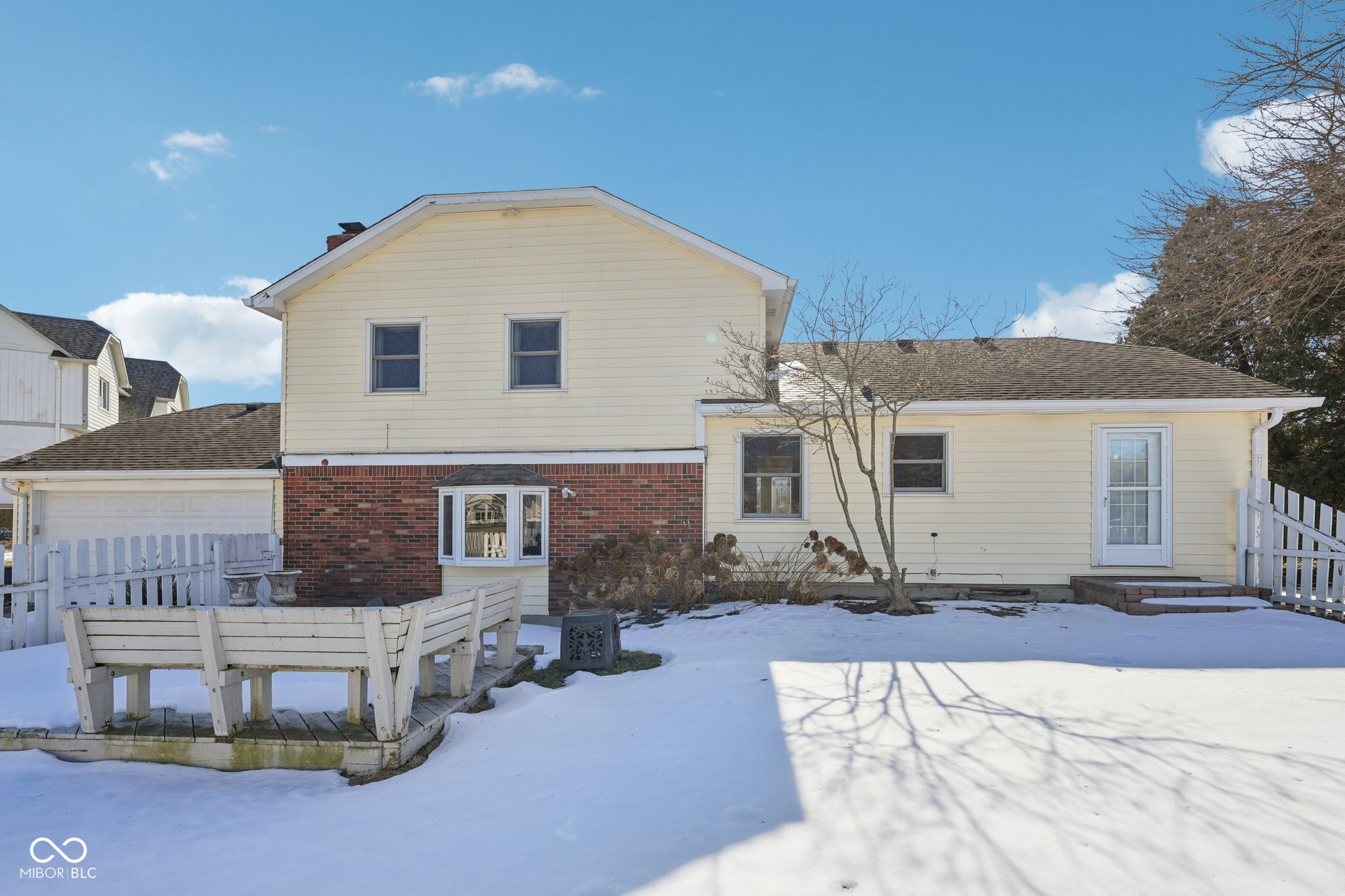 6 Greyhound Circle