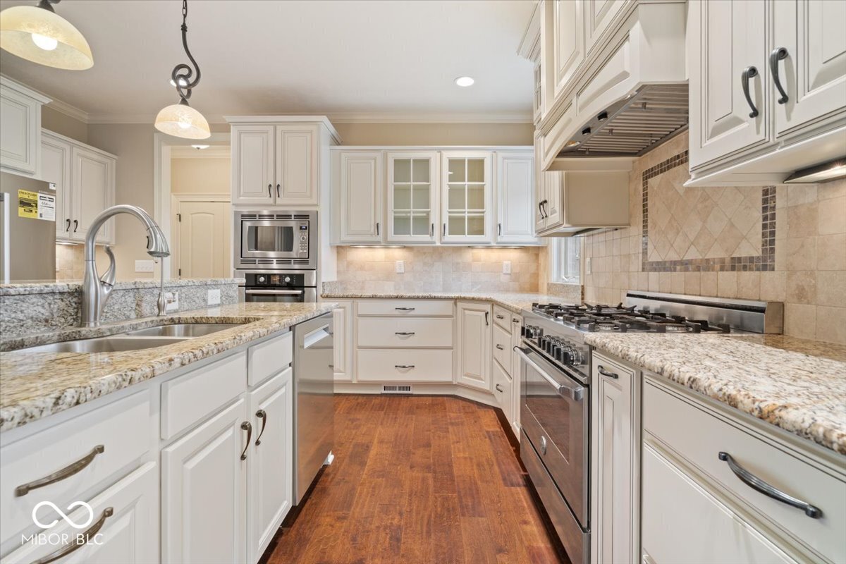 3291 Homestretch Drive