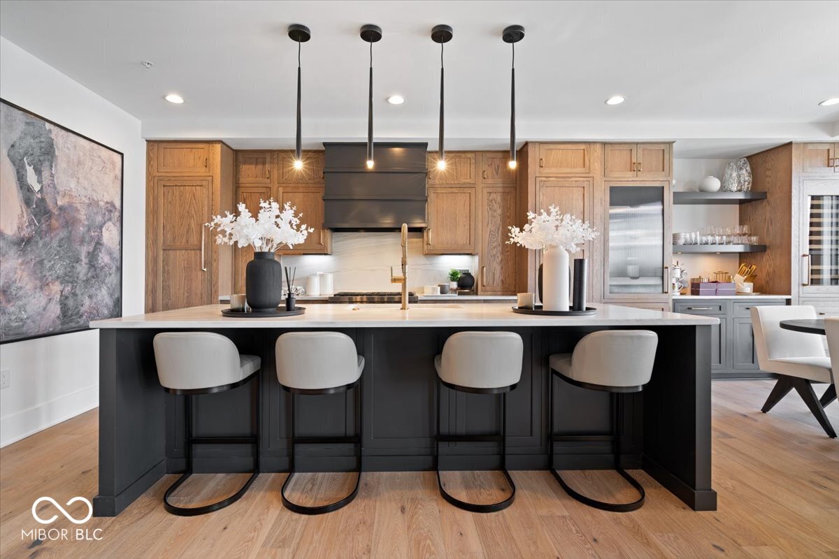 41 N Rangeline Road Unit: 306