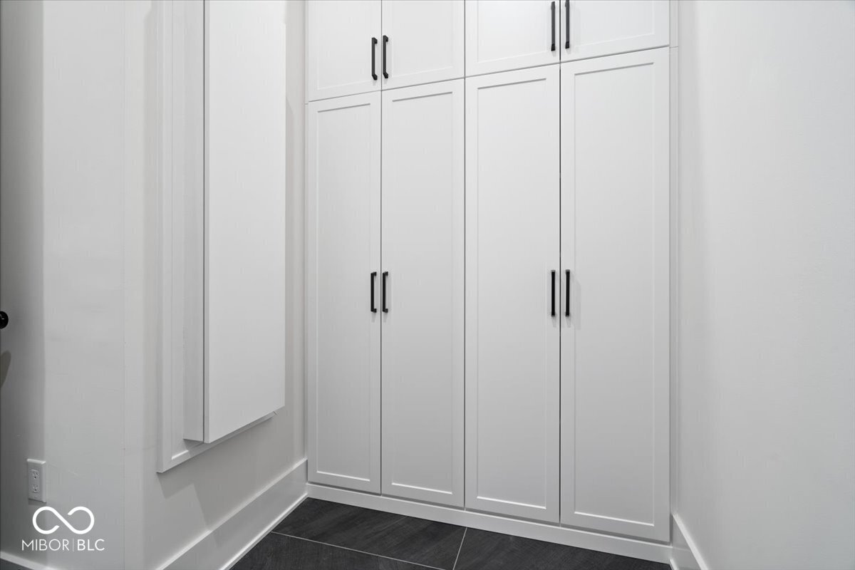 41 N Rangeline Road Unit: 306