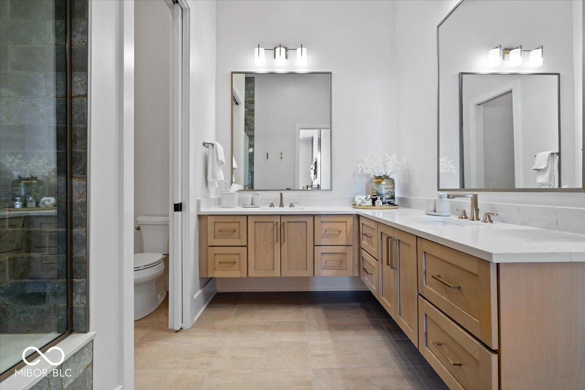 41 N Rangeline Road Unit: 306