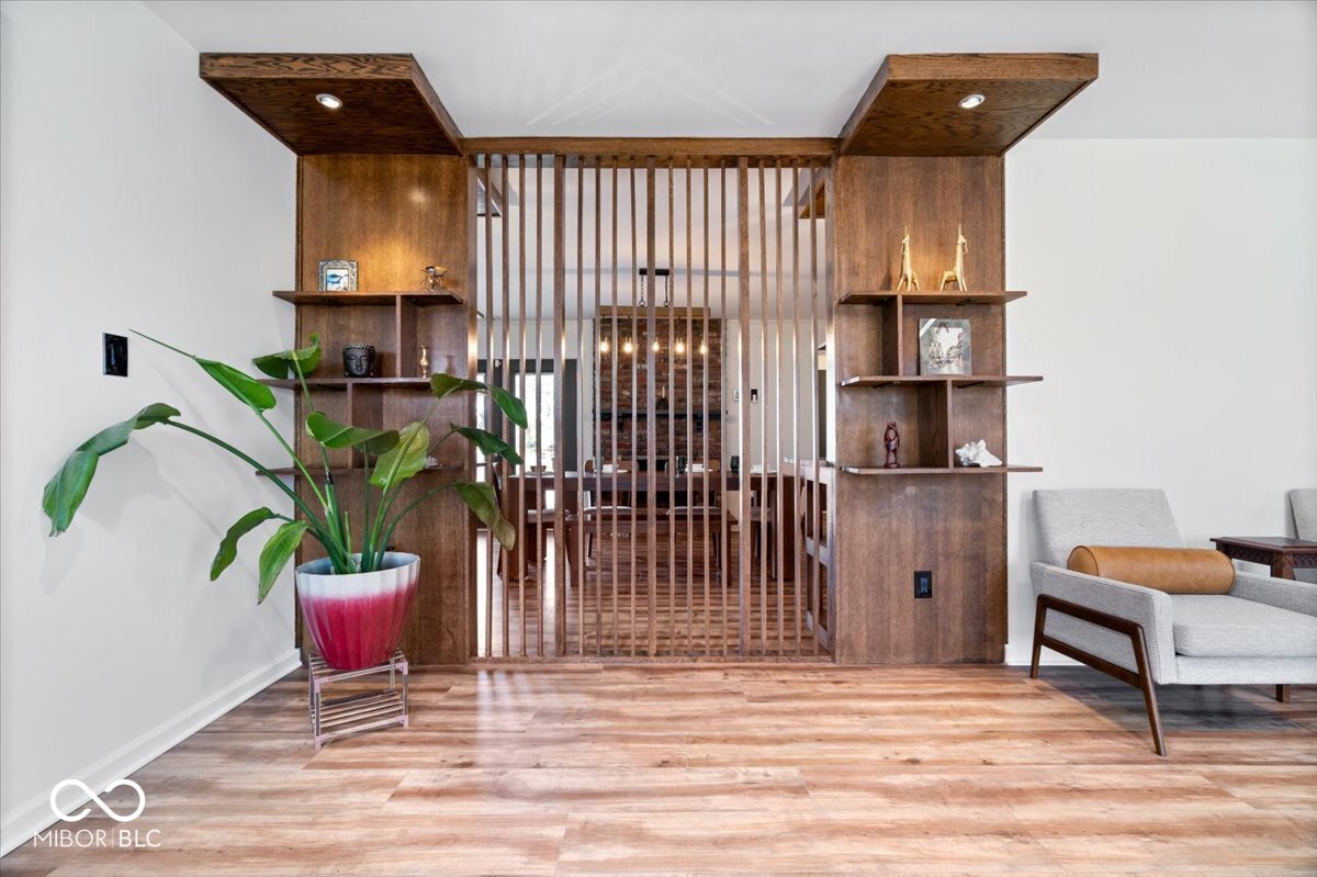 512 Lexington Boulevard