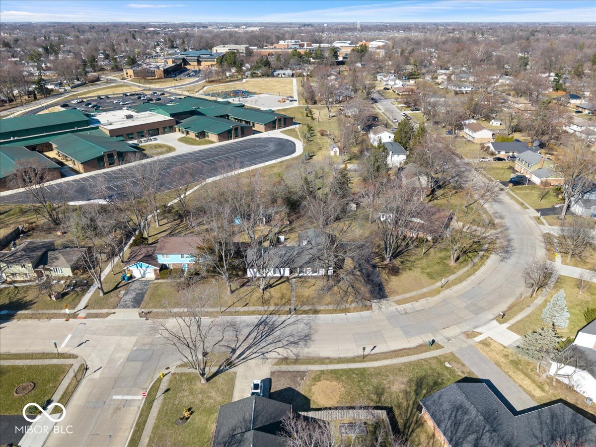 512 Lexington Boulevard