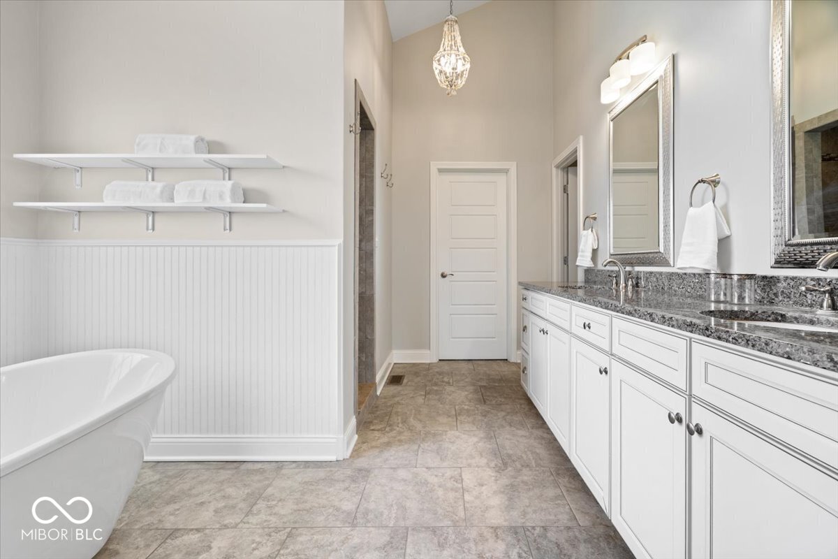 16540 Shore Oaks Court