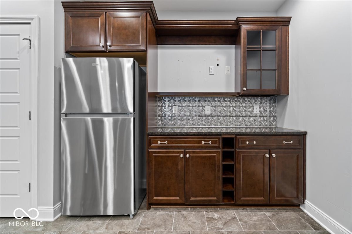 16540 Shore Oaks Court