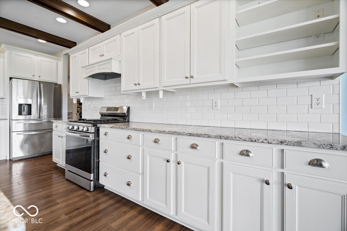 16540 Shore Oaks Court