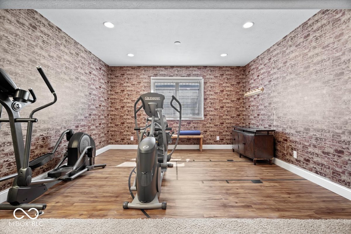 16540 Shore Oaks Court