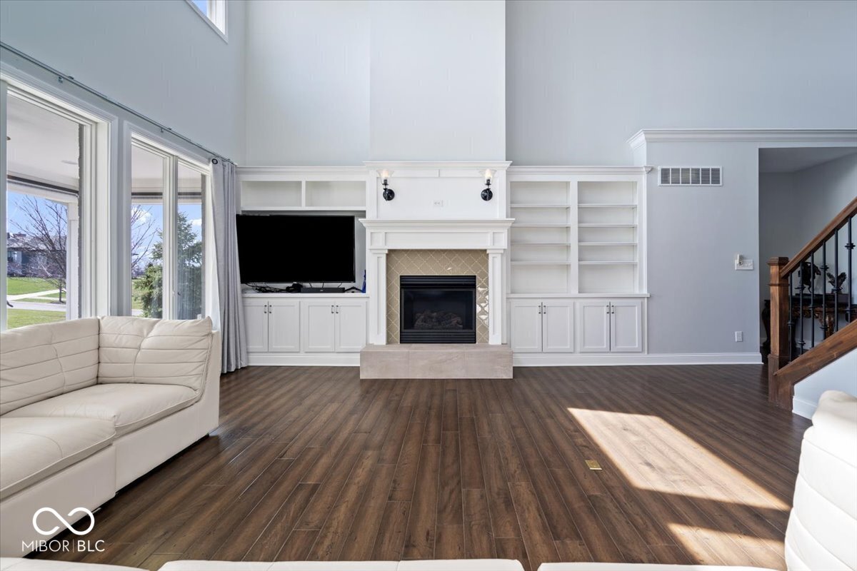 16540 Shore Oaks Court