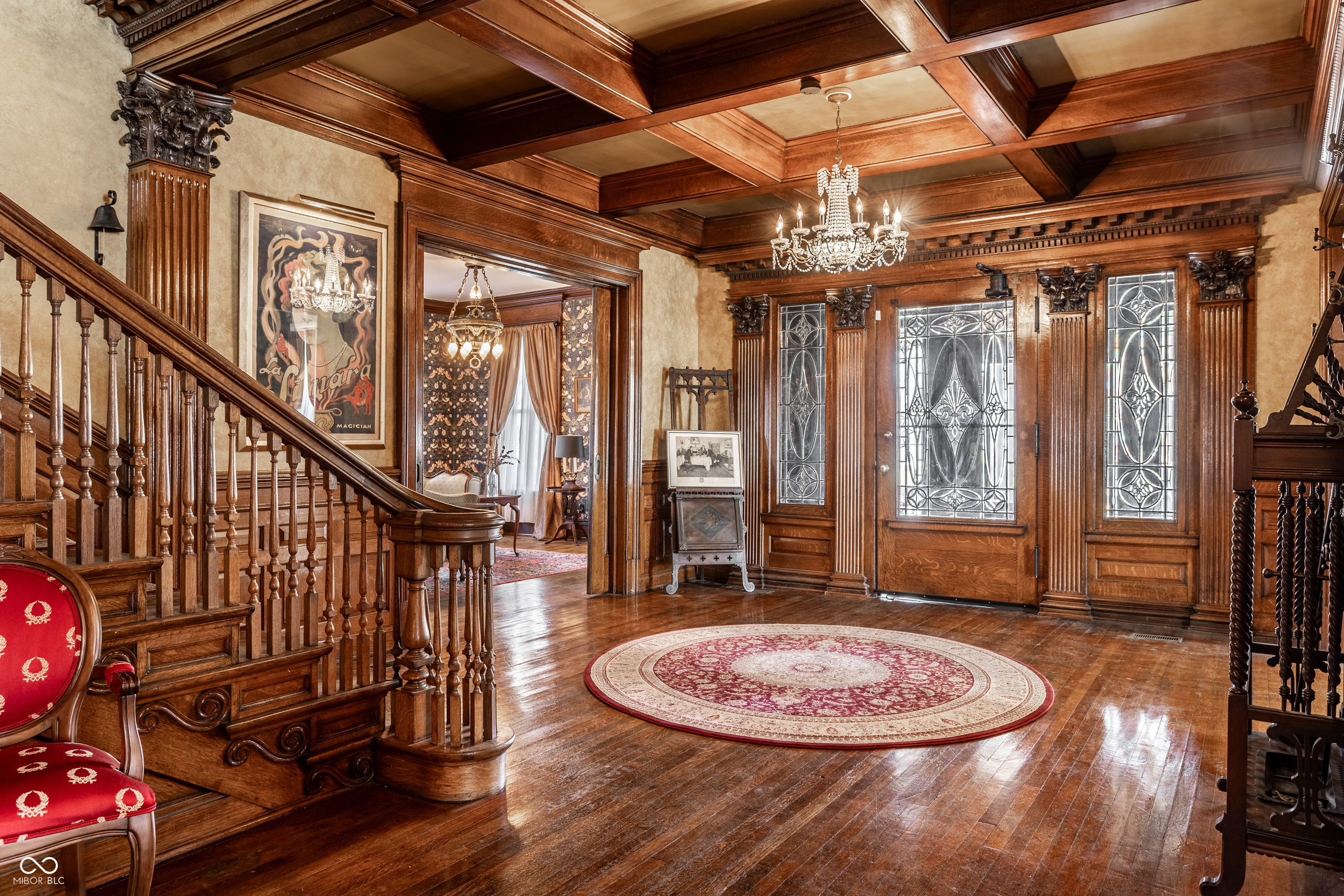 825 E Washington Street