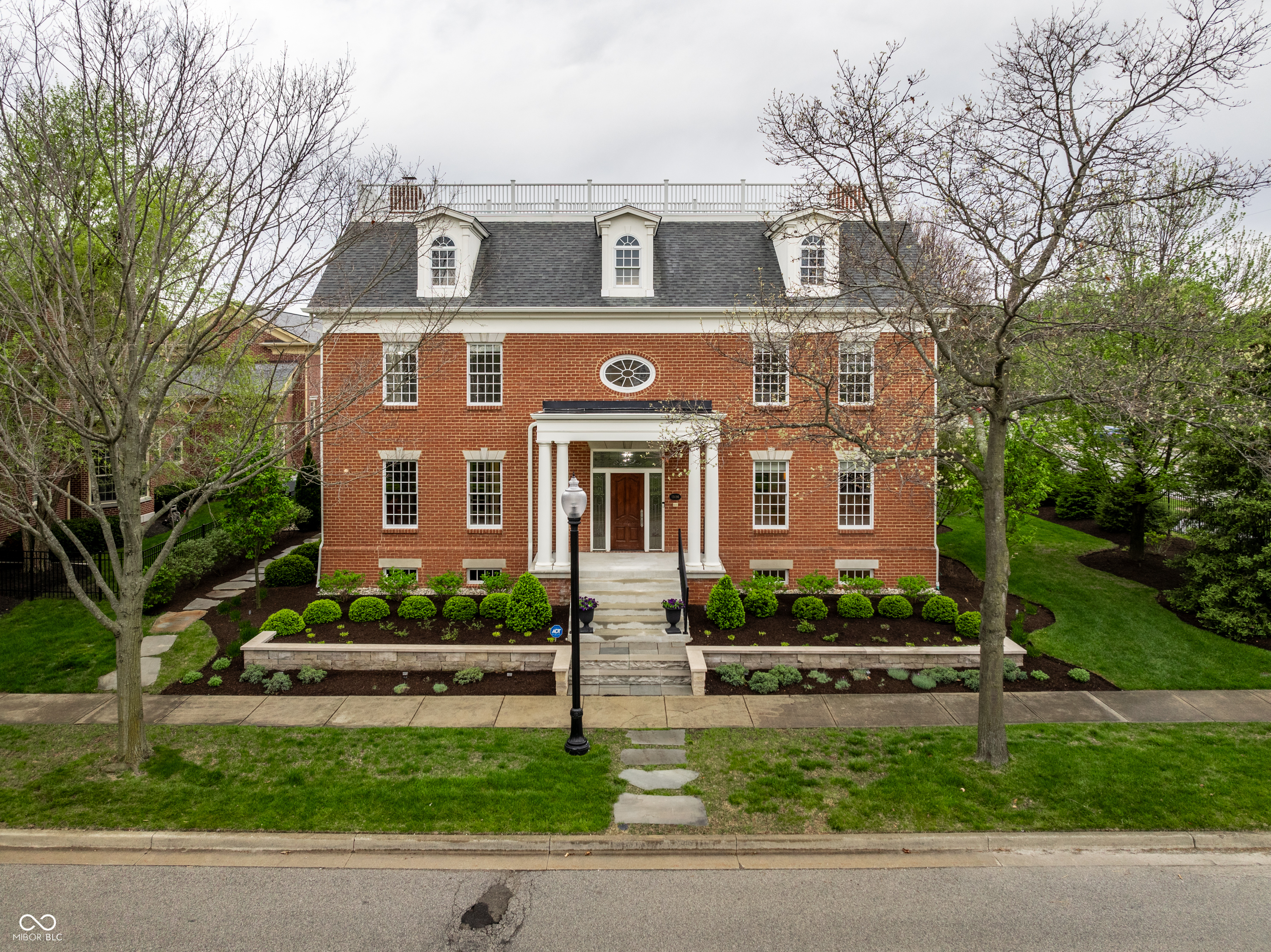 13096 Broad Street