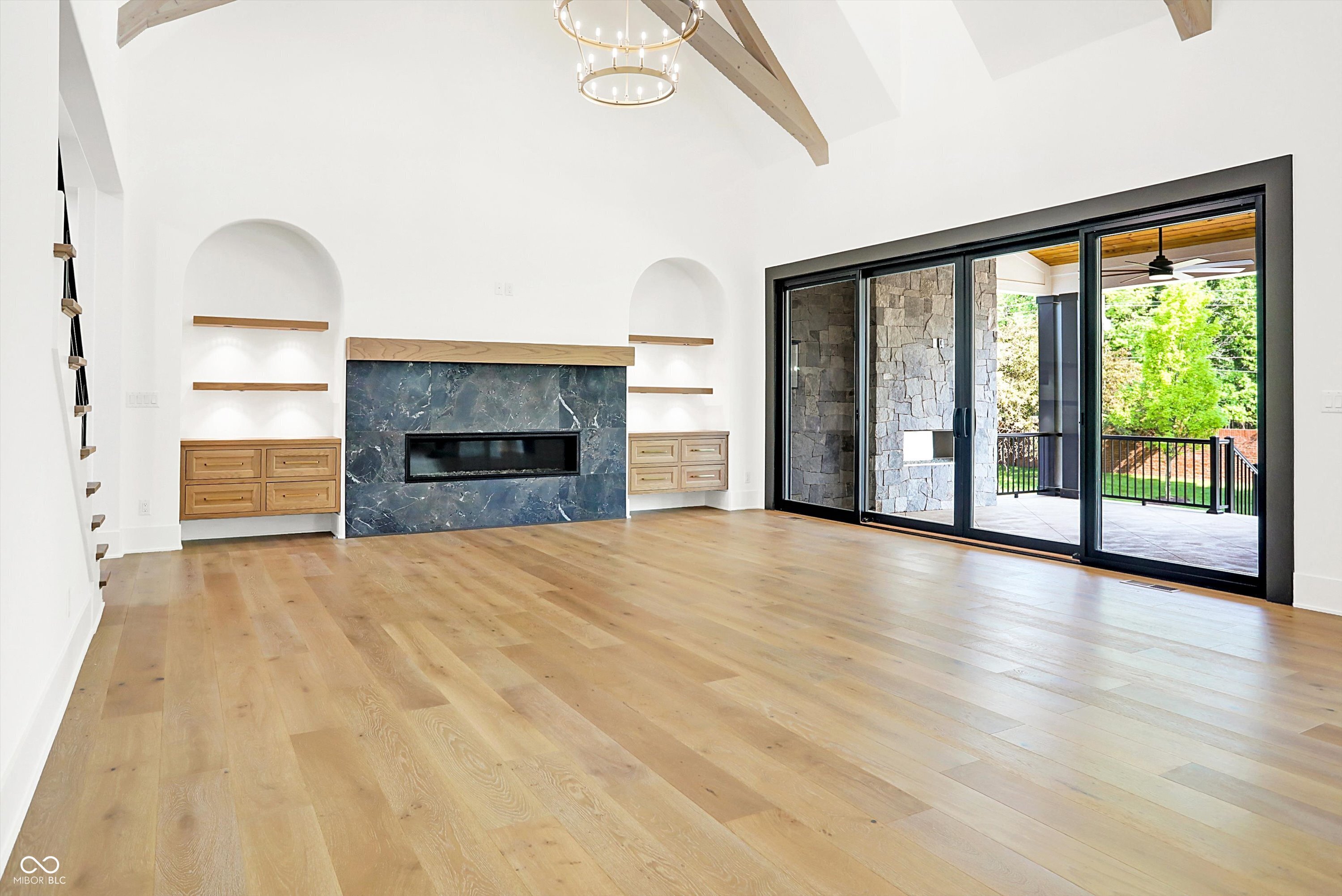 15876 Oak Park