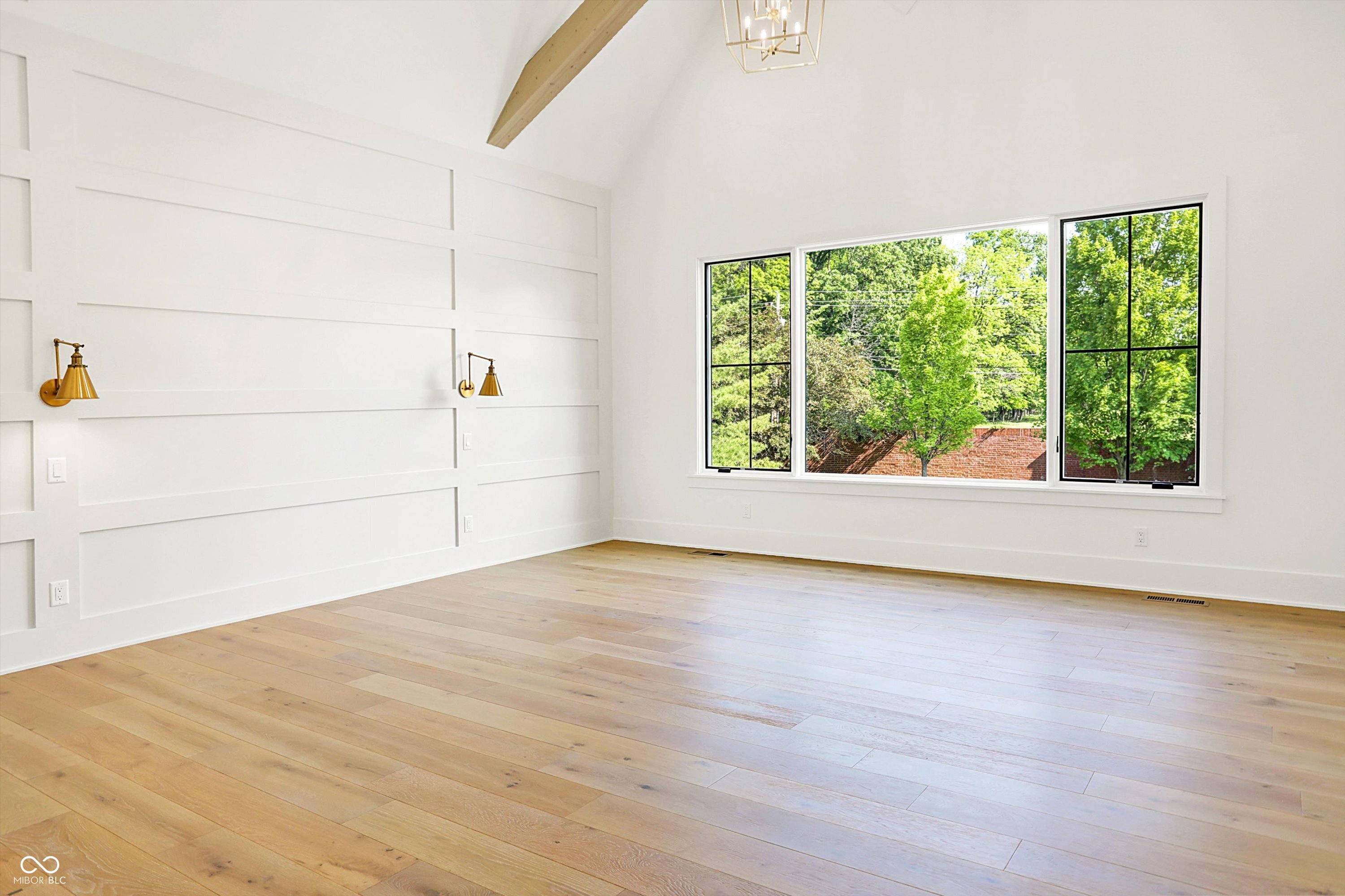 15876 Oak Park