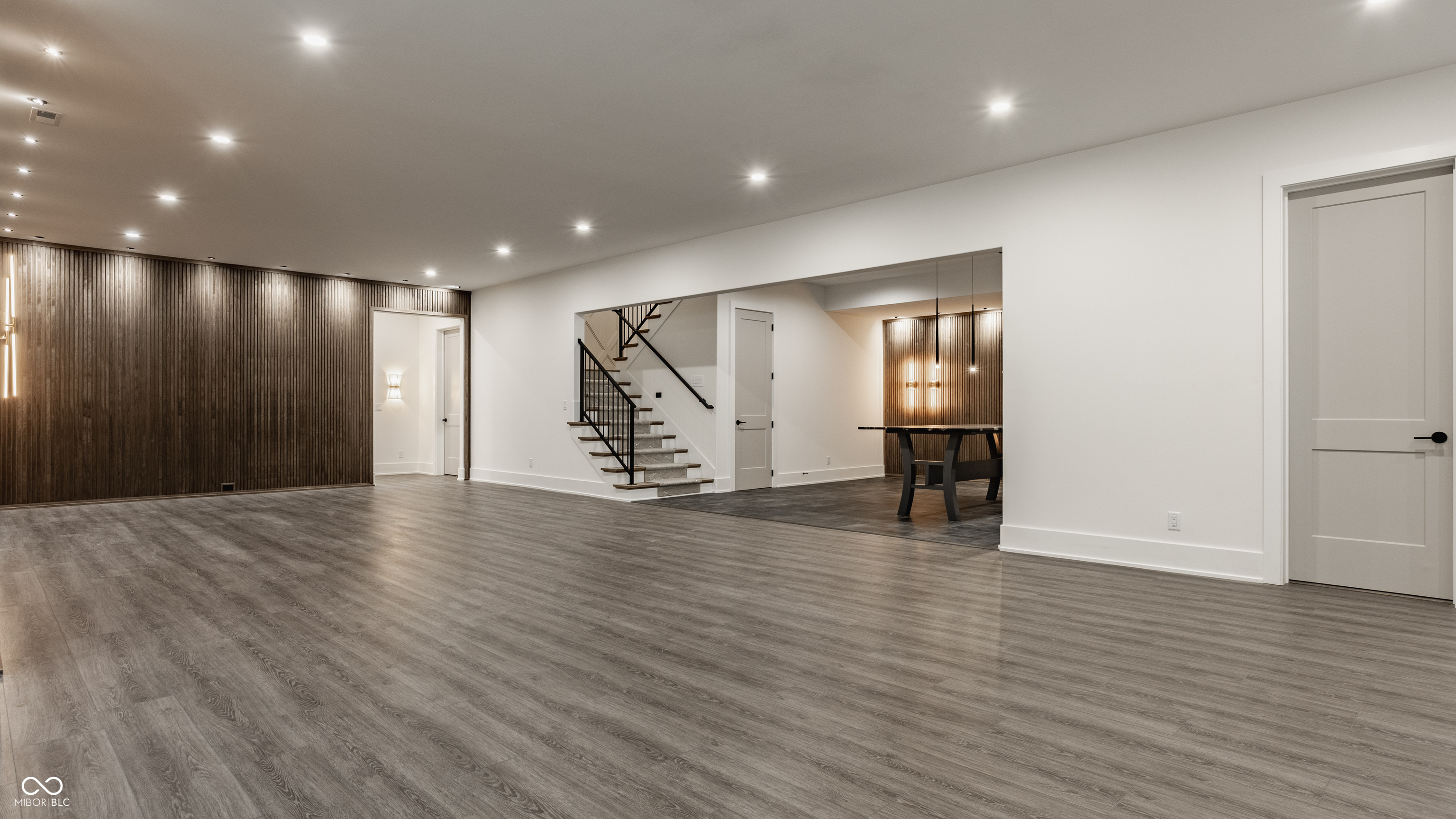 15876 Oak Park