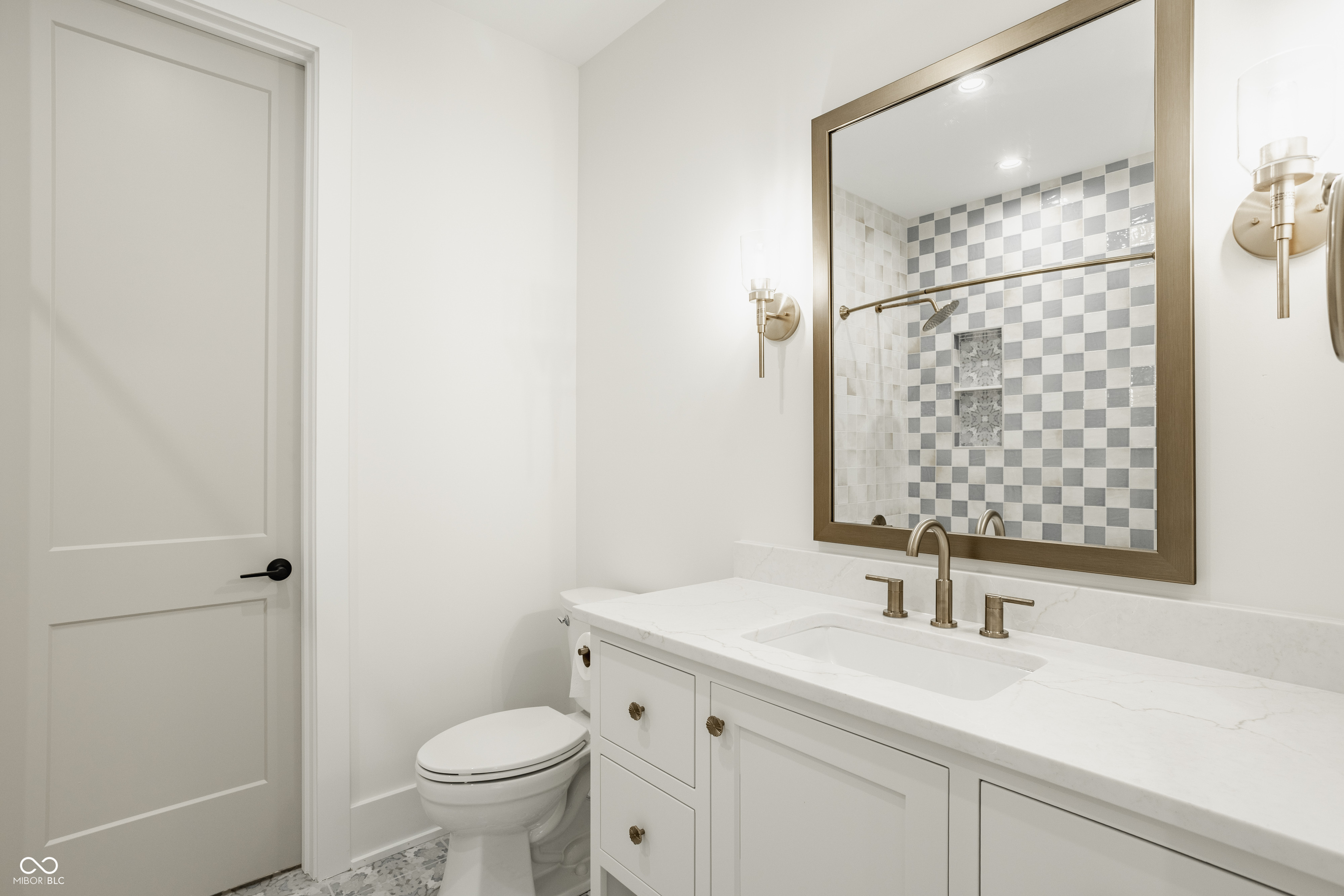 15876 Oak Park