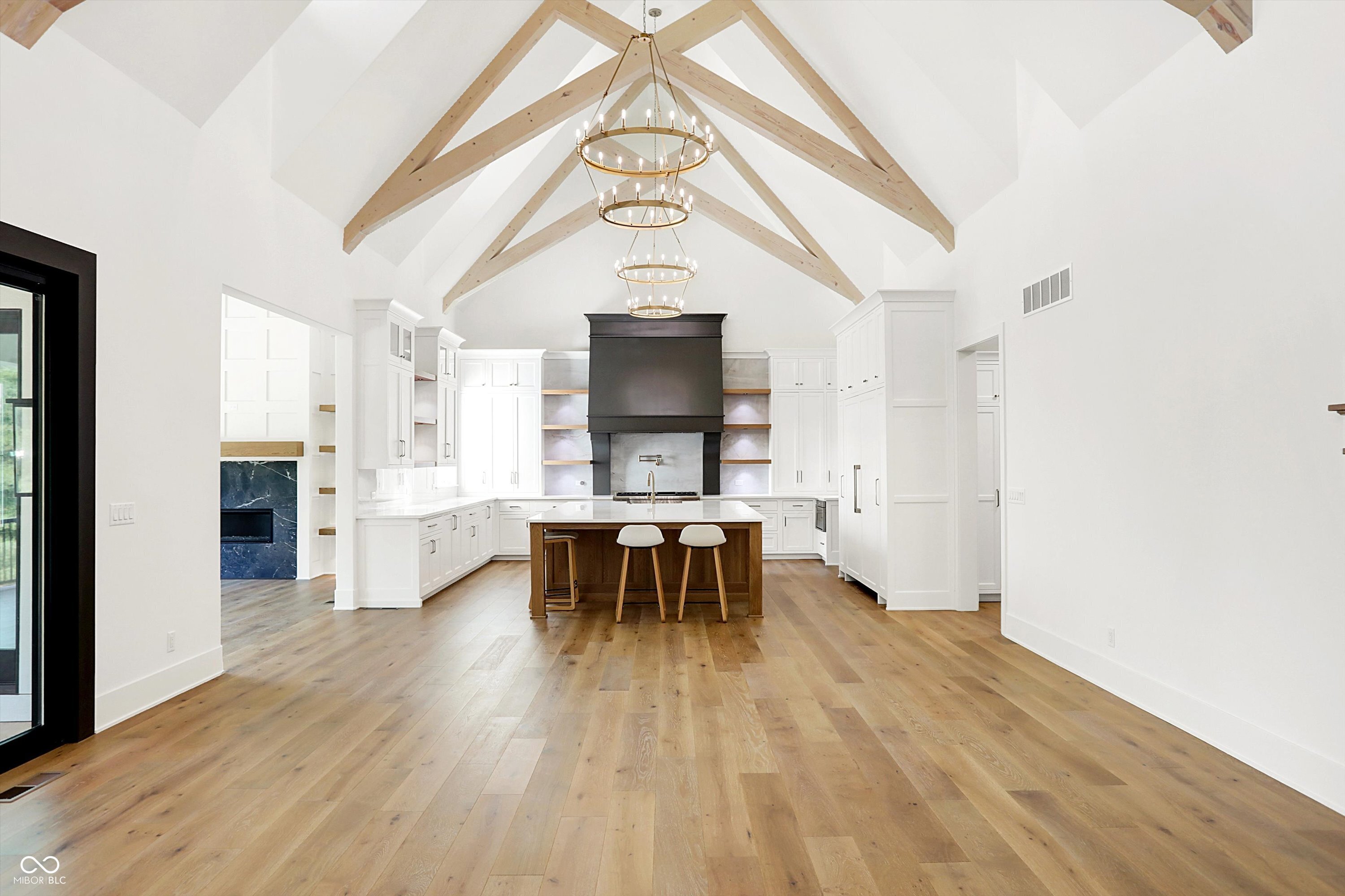 15876 Oak Park