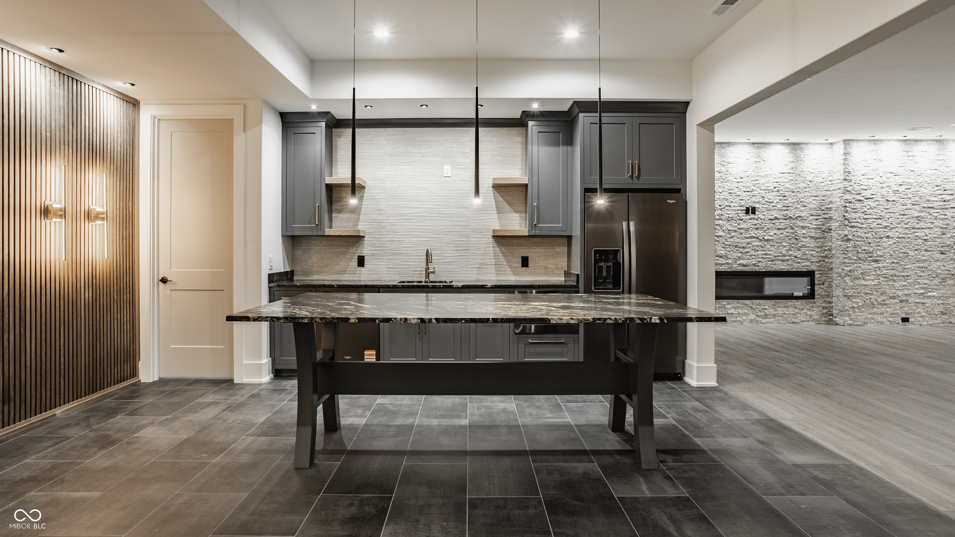 15876 Oak Park