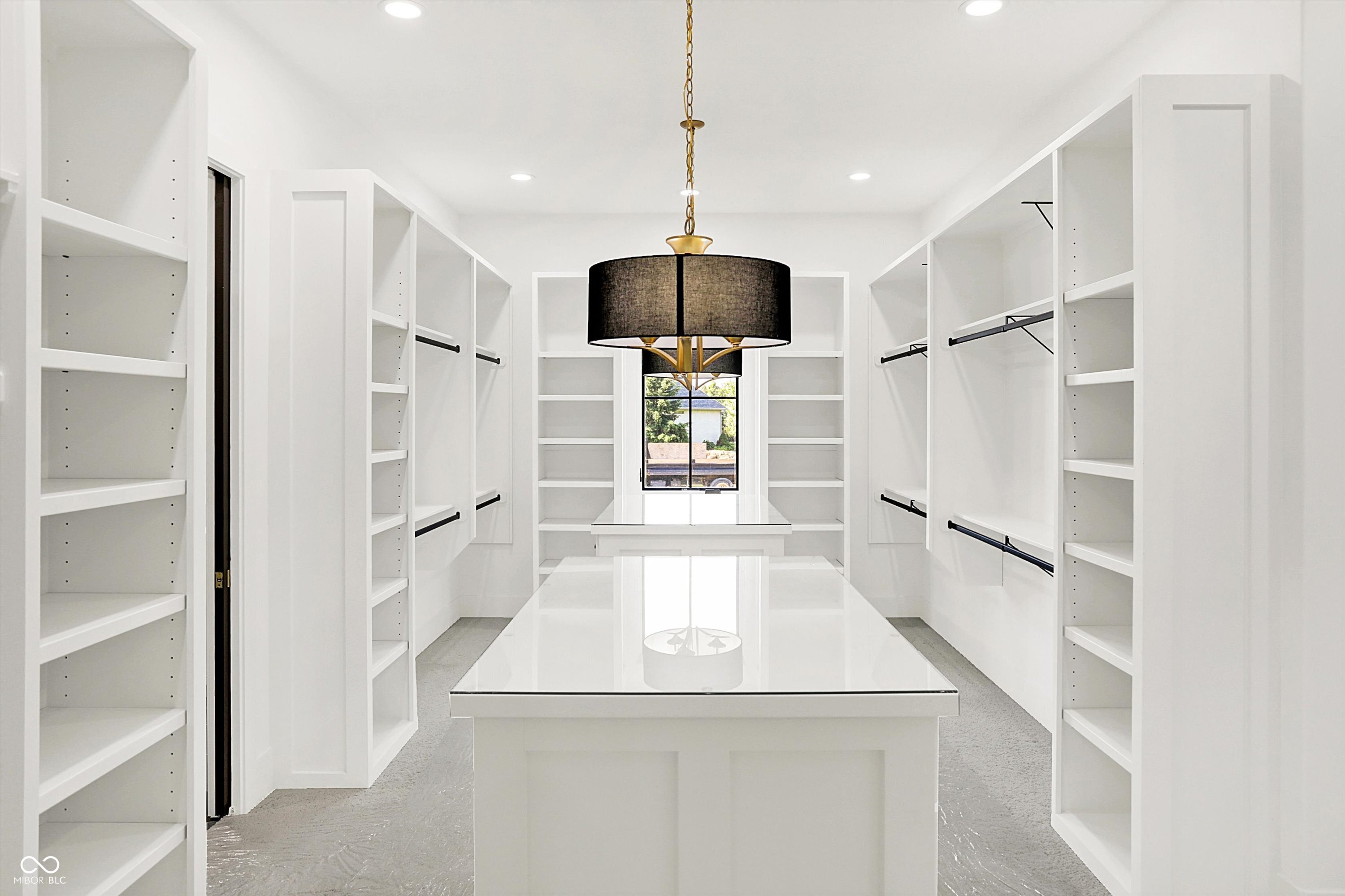 15876 Oak Park